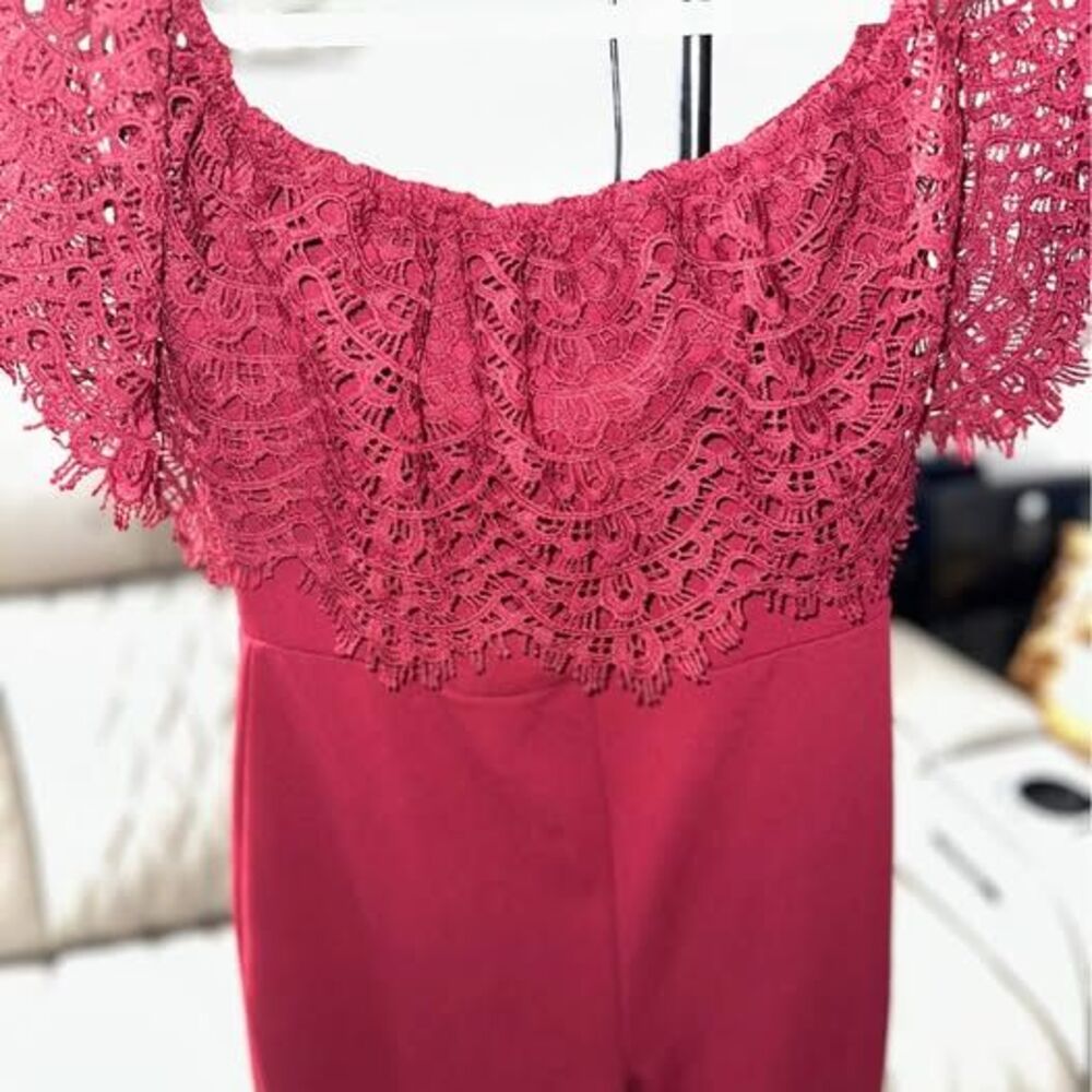 Red Off-the-Shoulder Lace Jumpsuit - Picture 2 of 7